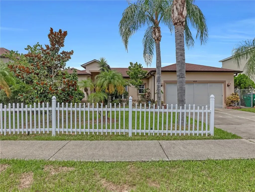 4535 Ficus Tree Road Kissimmee FL 34758