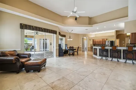 8731 Tantallon Circle Tampa FL 33647