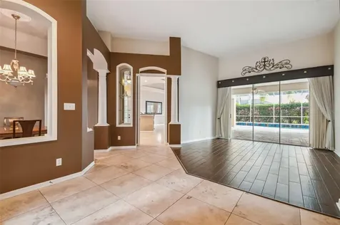8731 Tantallon Circle Tampa FL 33647