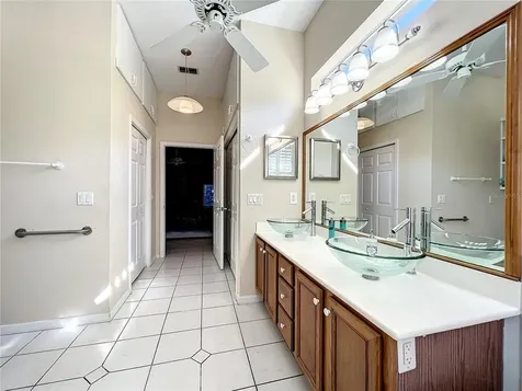 933 Paddington Terrace Lake Mary FL 32746