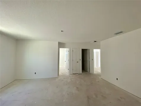 5252 Royal Point Avenue Kissimmee FL 34746