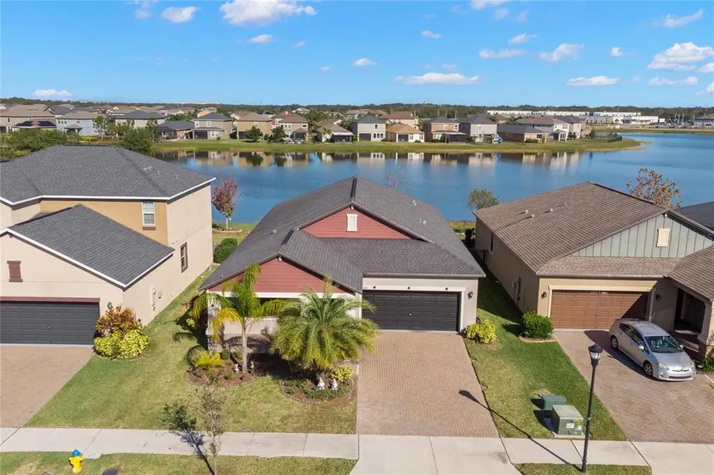 10044 Victory Gallop Loop Ruskin FL 33573