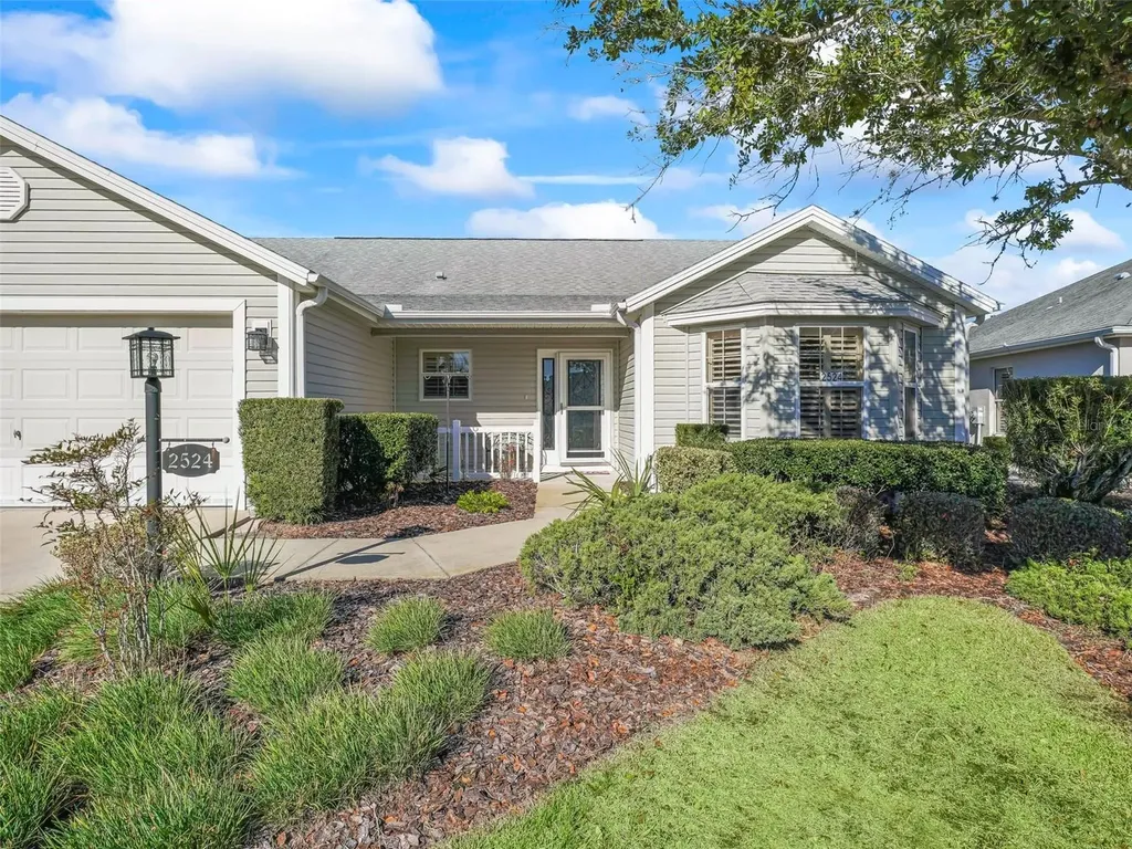 2524 Links Court The Villages FL 32162
