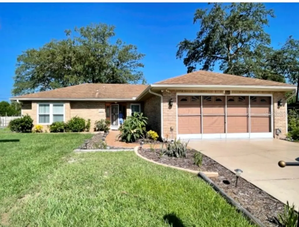 1056 Eagles Nest Avenue Deltona FL 32725