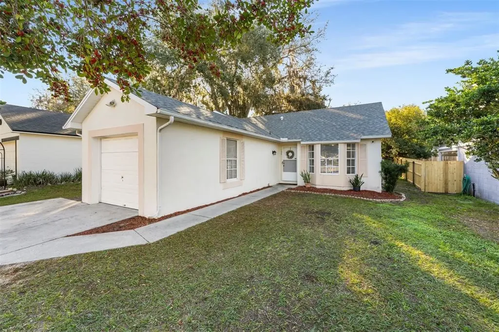 190 Kelly Circle Sanford FL 32773