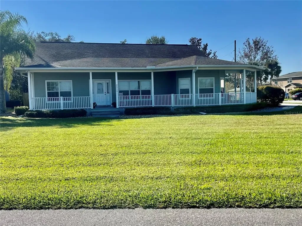 2515 Lakeshore Boulevard Saint Cloud FL 34769