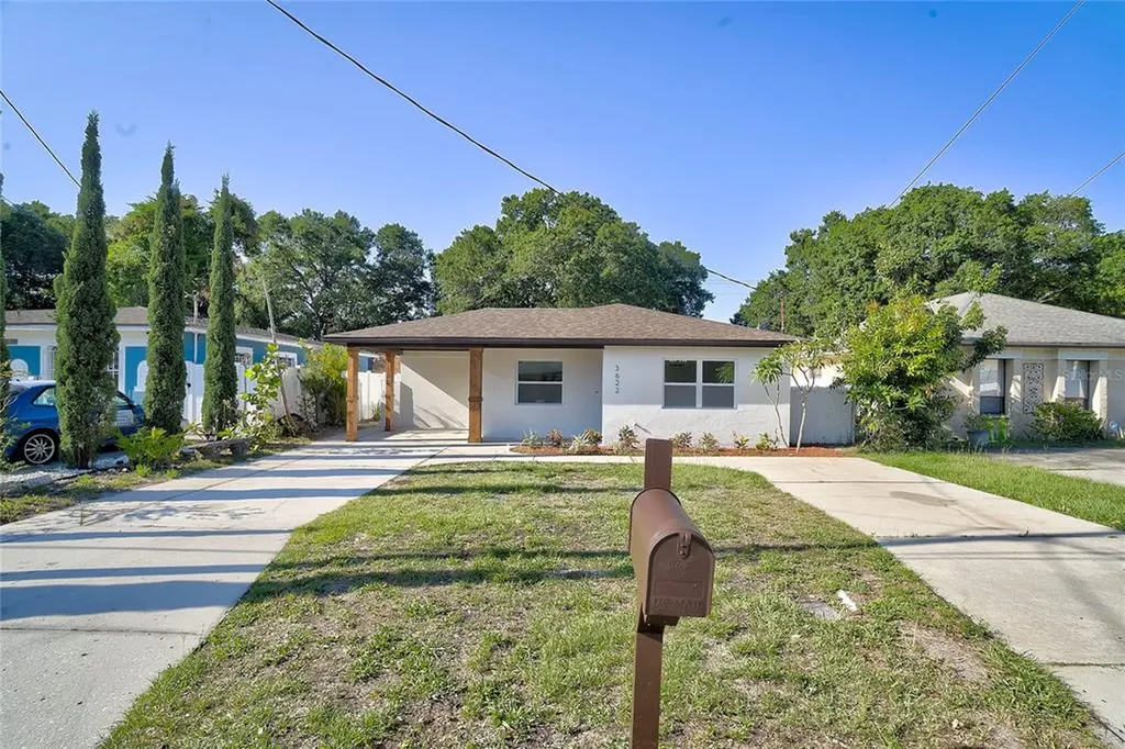 3622 W Carmen Street Tampa FL 33609