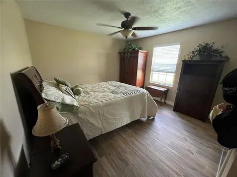 4265 Oakwood Drive Saint Cloud FL 34772