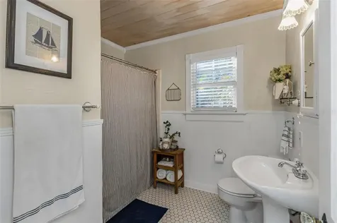 3618 W Granada Street Tampa FL 33629