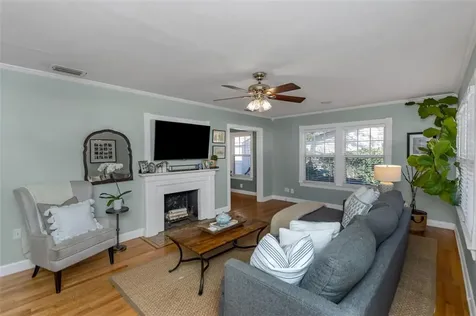 3618 W Granada Street Tampa FL 33629