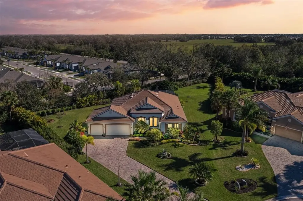 929 145th Street Circle NE Bradenton FL 34212