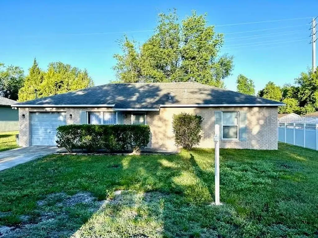 680 Charles Avenue Orange City FL 32763