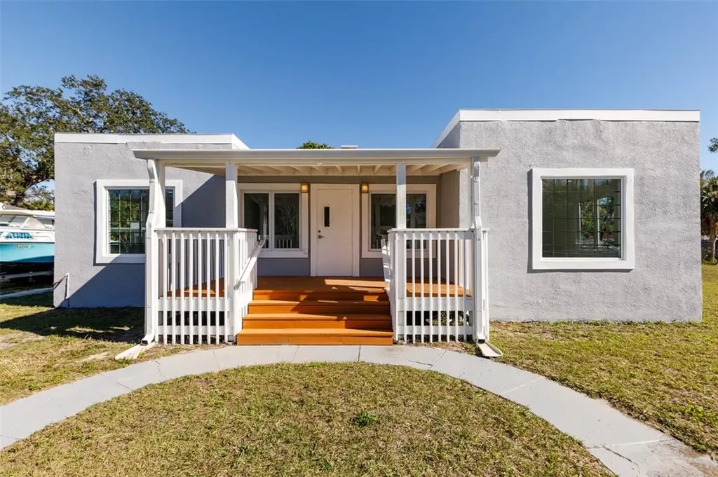 2014 20th Street S St Petersburg FL 33712