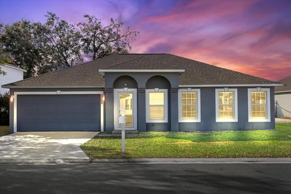 5752 Oakwood Knoll Drive Lakeland FL 33811