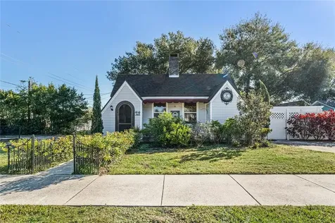 135 4th Street S Lake Wales FL 33853
