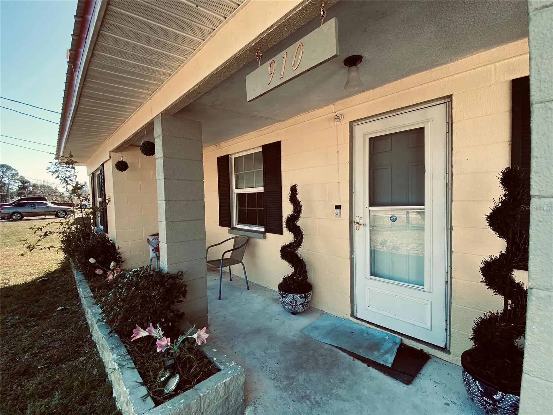 910 Lake Avenue Edgewater FL 32132