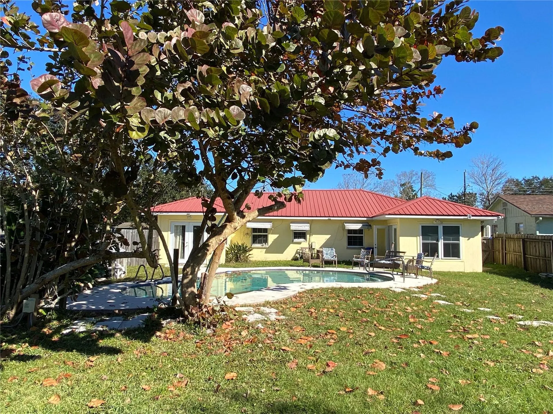 910 Lake Avenue Edgewater FL 32132