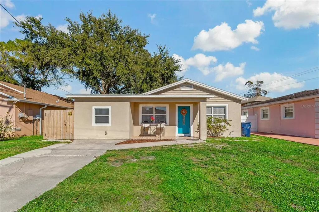 3005 W Kathleen Street Tampa FL 33607