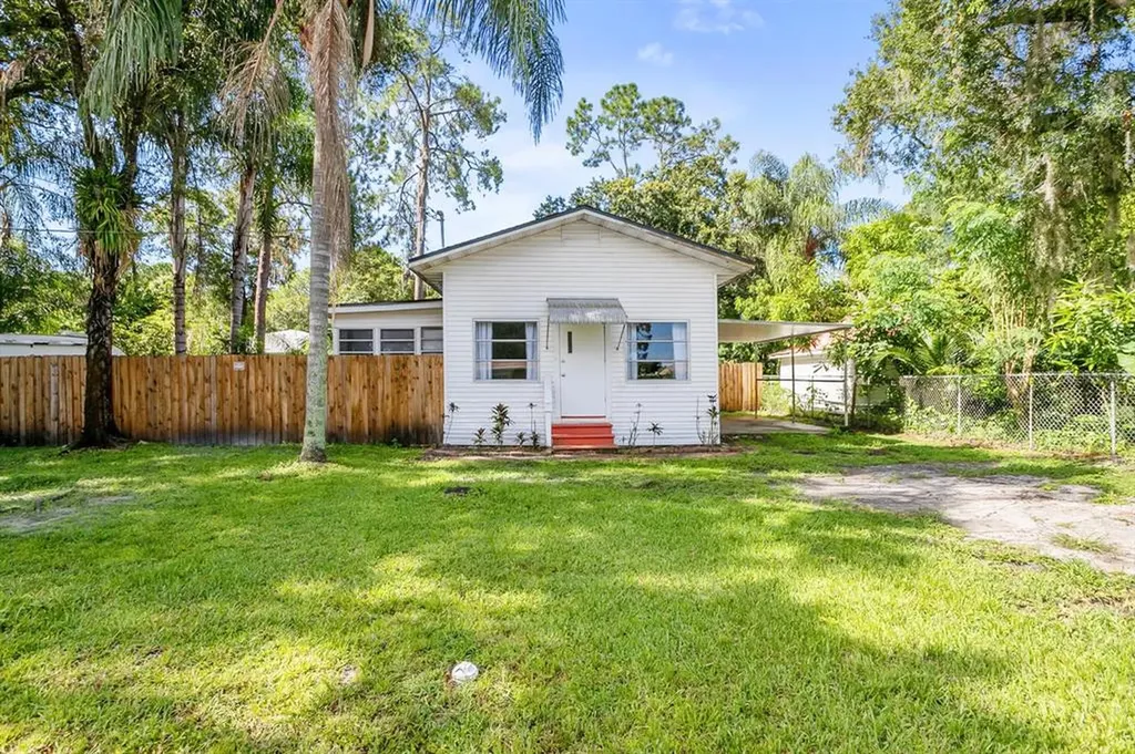 5105 Chilkoot Street Tampa FL 33617