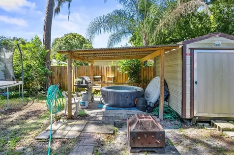 5105 Chilkoot Street Tampa FL 33617
