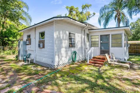 5105 Chilkoot Street Tampa FL 33617