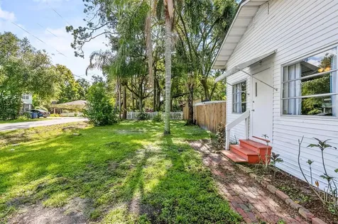 5105 Chilkoot Street Tampa FL 33617