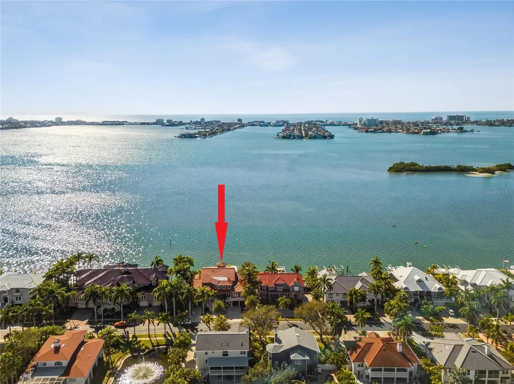 6116 Kipps Colony Drive W Gulfport FL 33707