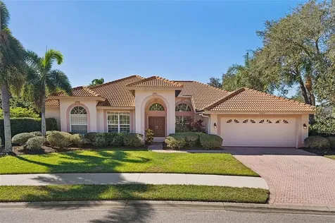 8507 Woodbriar Drive Sarasota FL 34238