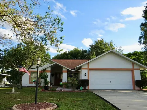 136 W Goldentuft Court Beverly Hills FL 34465