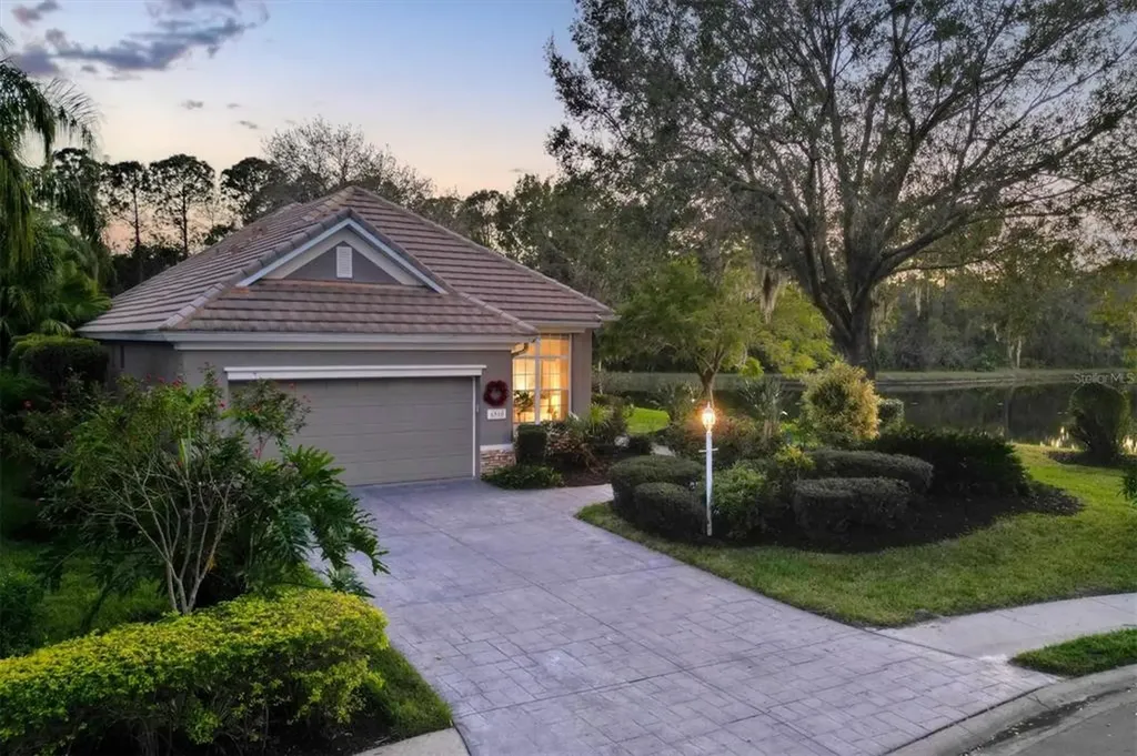 6510 Oakland Hills Drive Lakewood Ranch FL 34202
