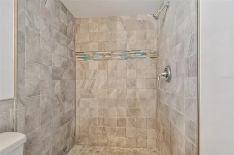 6925 Dunnett Avenue N St Petersburg FL 33709