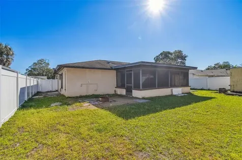 6925 Dunnett Avenue N St Petersburg FL 33709