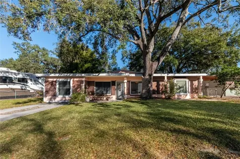 703 W 116th Avenue Tampa FL 33612
