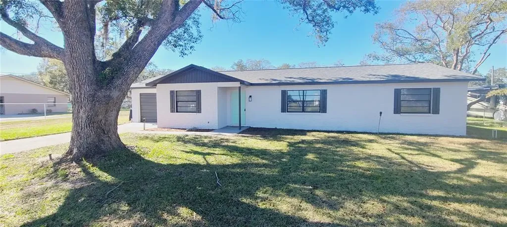 208 Thrasher Road Plant City FL 33566