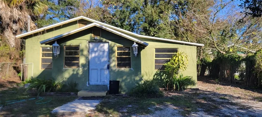 1606 E 97th Avenue Tampa FL 33612
