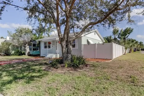 3601 15th Street N St Petersburg FL 33704