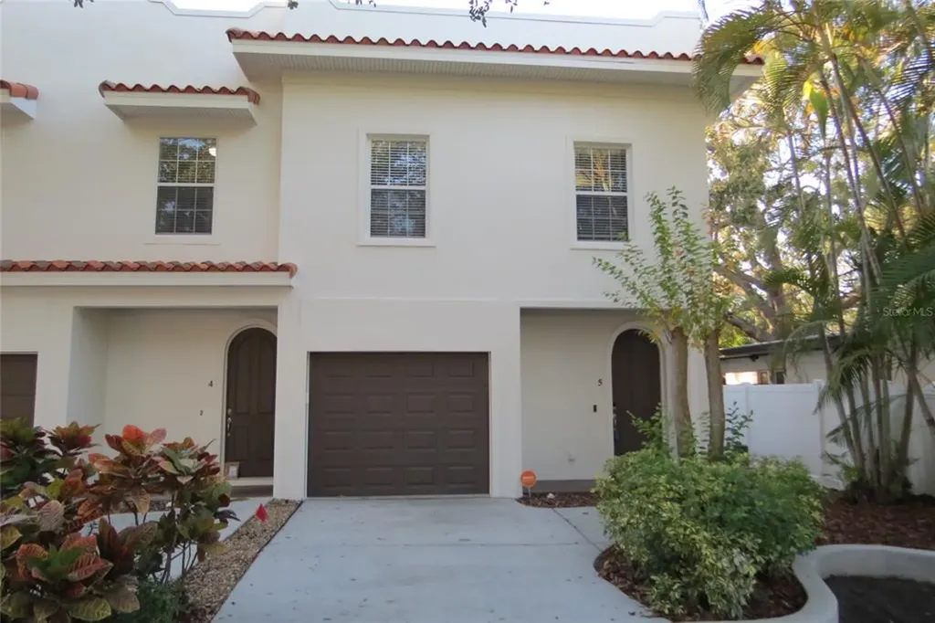 603 S Gomez Avenue Tampa FL 33609