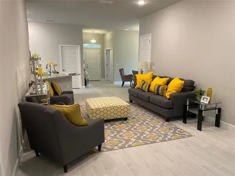 25037 SW 24th Place Newberry FL 32669