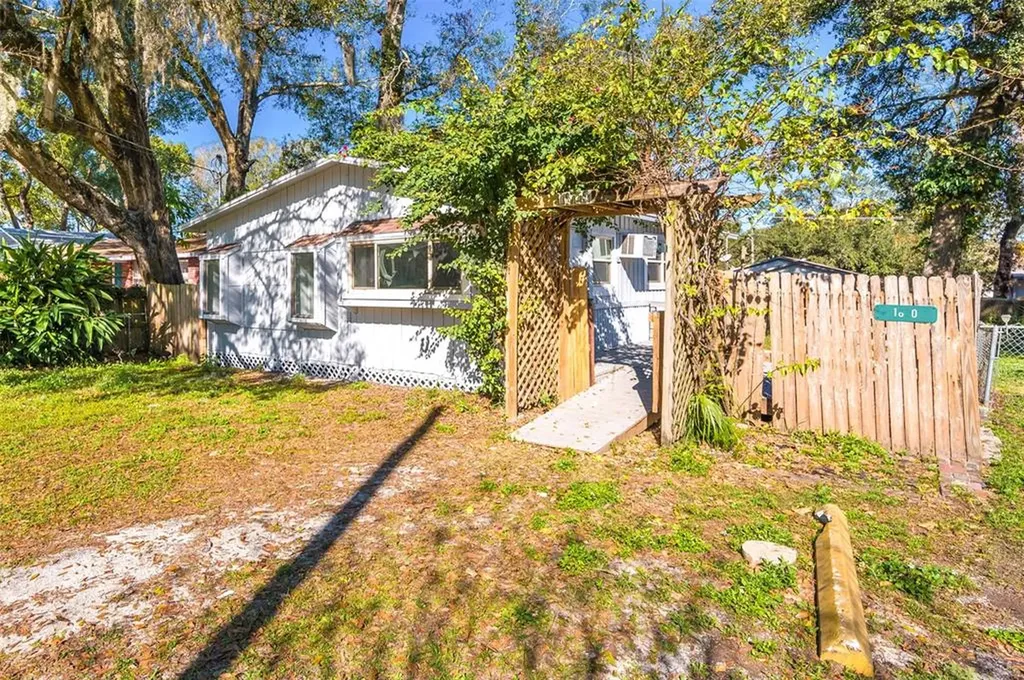 1820 E Eskimo Avenue Tampa FL 33604