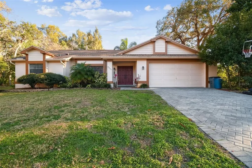 8235 Golf Club Court Hudson FL 34667