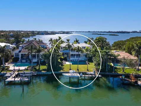 1447 Tangier Way Sarasota FL 34239