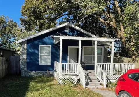 8208 N 17th Street Tampa FL 33604