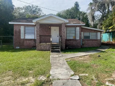 5318 Plum Avenue Seffner FL 33584