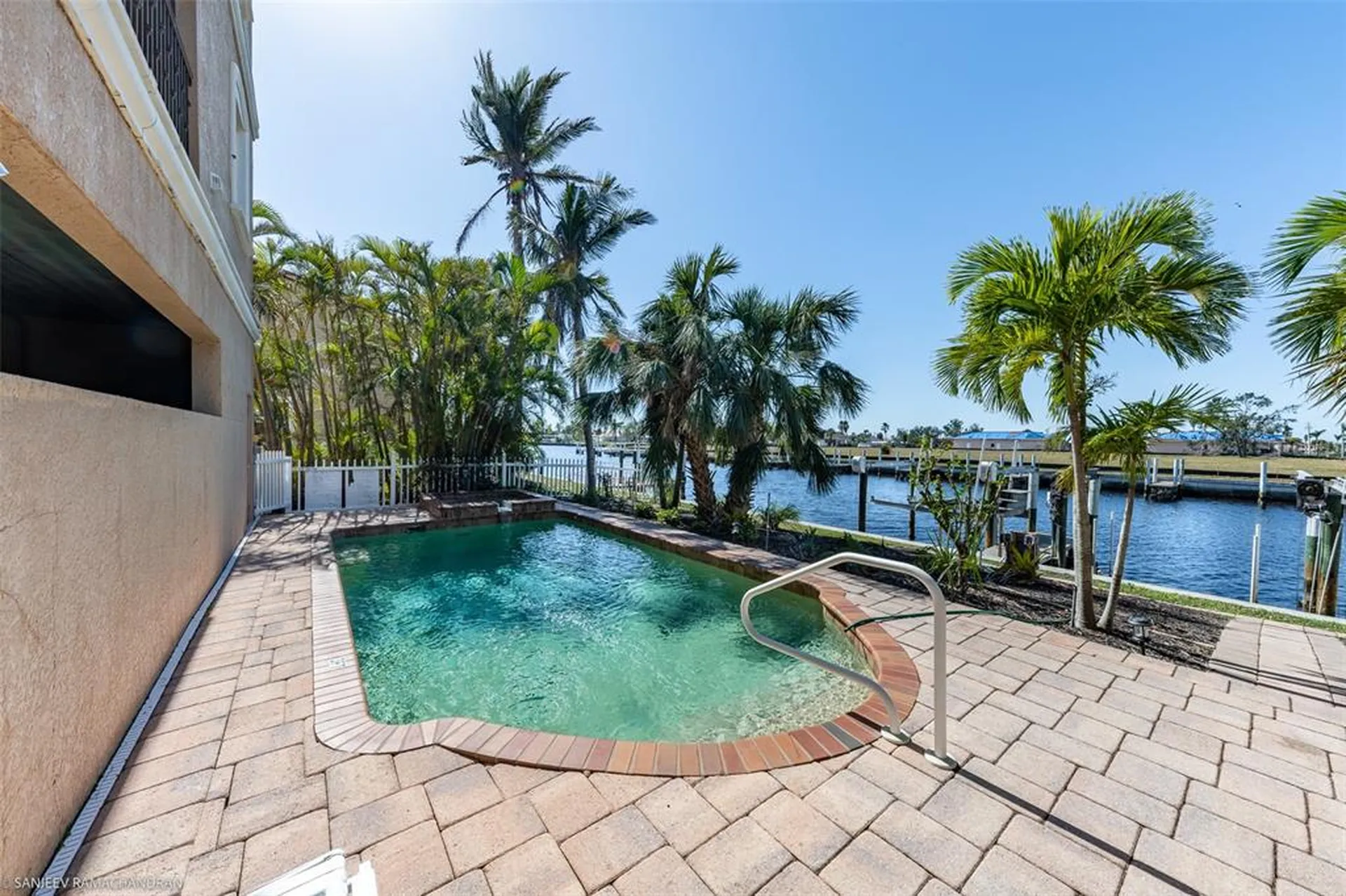 290 Lewis Circle Punta Gorda FL 33950