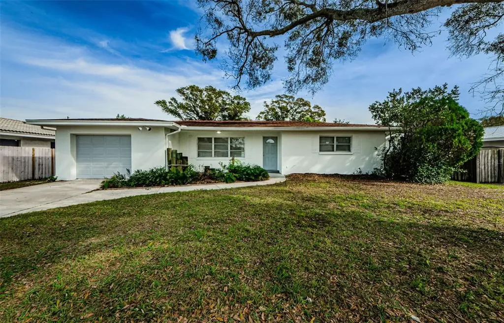 10011 110th Street Seminole FL 33772