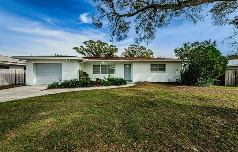 10011 110th Street Seminole FL 33772