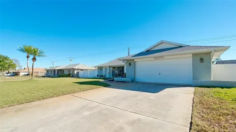 6605 29th Avenue W Bradenton FL 34209