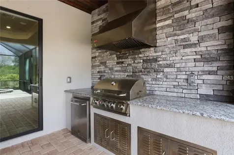 17525 Hickok Belt Loop Bradenton FL 34211