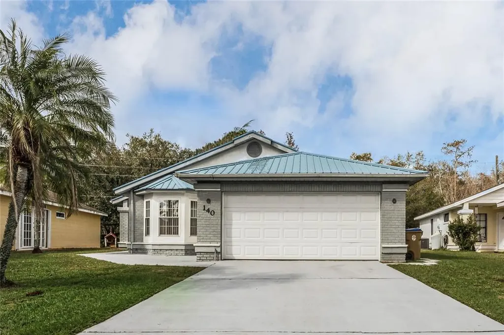 140 Coralwood Circle Kissimmee FL 34743