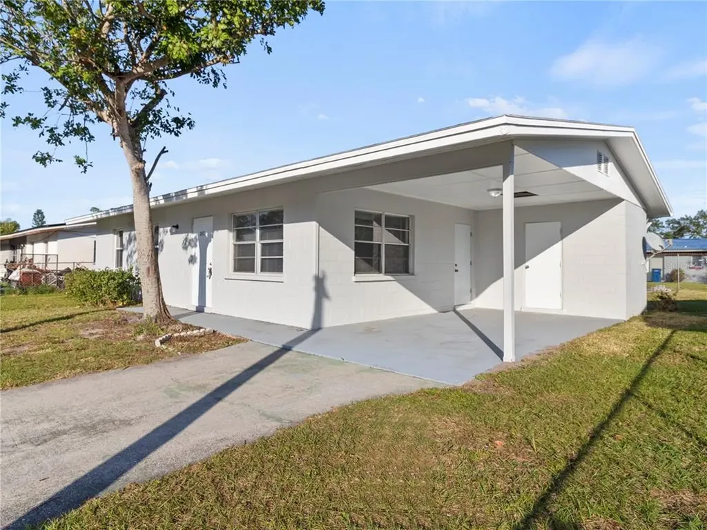 2411 18th Street Court E Bradenton FL 34208